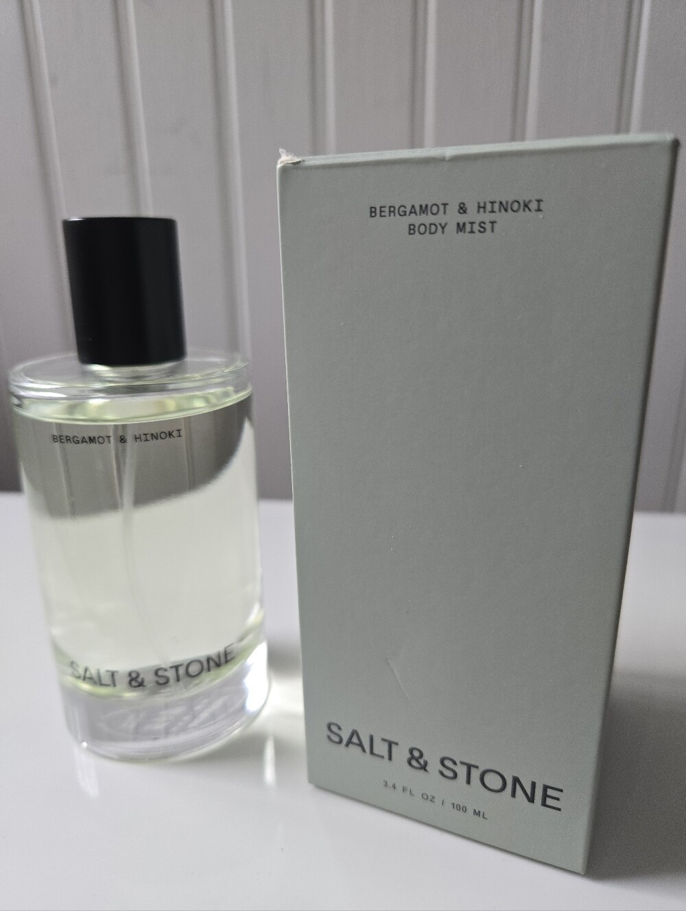 Salt & Stone-Bergamot & Hinoki Body Mist 100ml - Picture 3 of 3